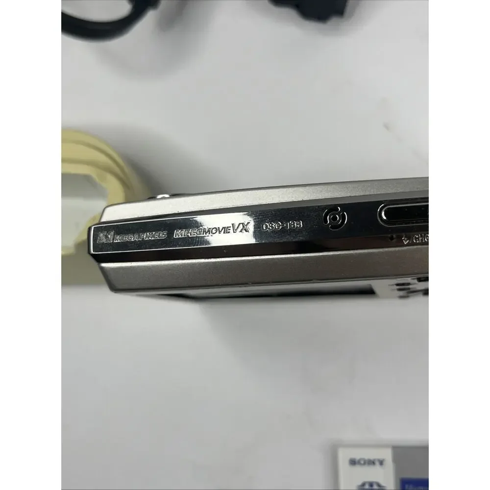 Sony CyberShot DSC-T33 Digital Camera 5.1MP CCD 3x 100% Working With Accessories
